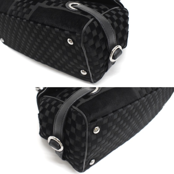 NEW CHANEL | Chain Shoulder Bag CocoMark Velvet Black - Picture 4 of 15